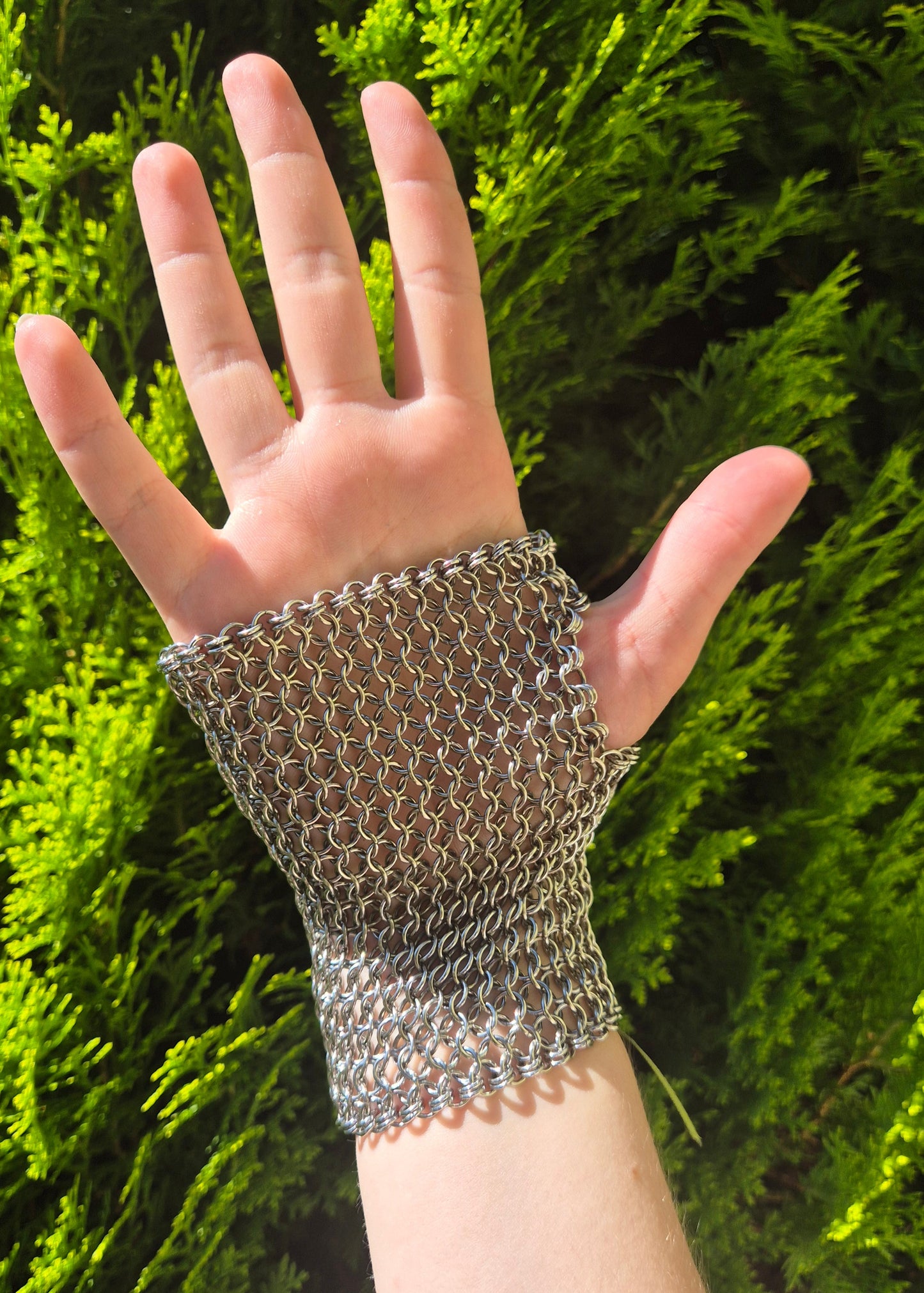 PROVIDENCE rękawiczka chainmail ze wstążką