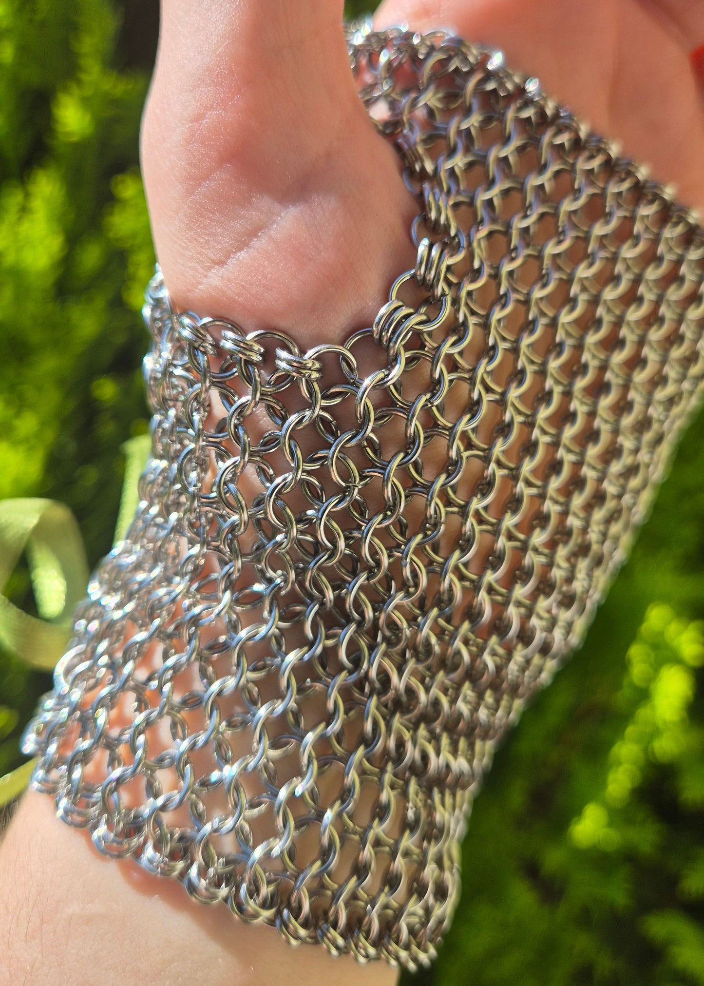PROVIDENCE rękawiczka chainmail ze wstążką